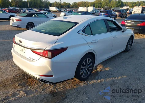 2020 Lexus Es z USA, uszkodzony, nr VIN 58ACZ1B17LU071552